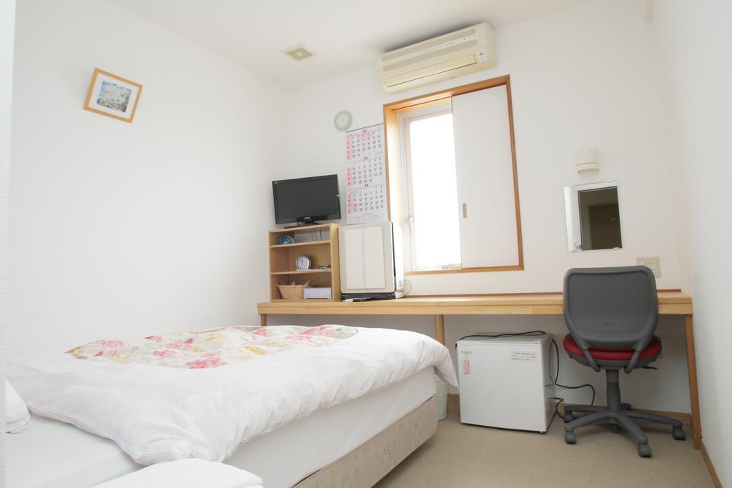Hotel Nishi In Fujisan Fuji  Zimmer foto